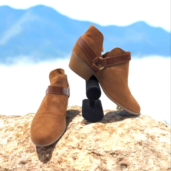 American Eagle Outfitters Women's Tan Ankle Boots Sz 12 - Picture 1 of 8